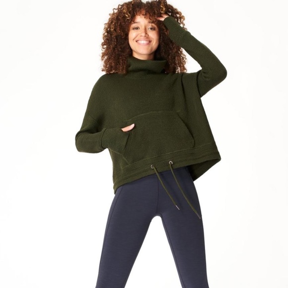 Sweaty Betty Boucle Funnel Neck 